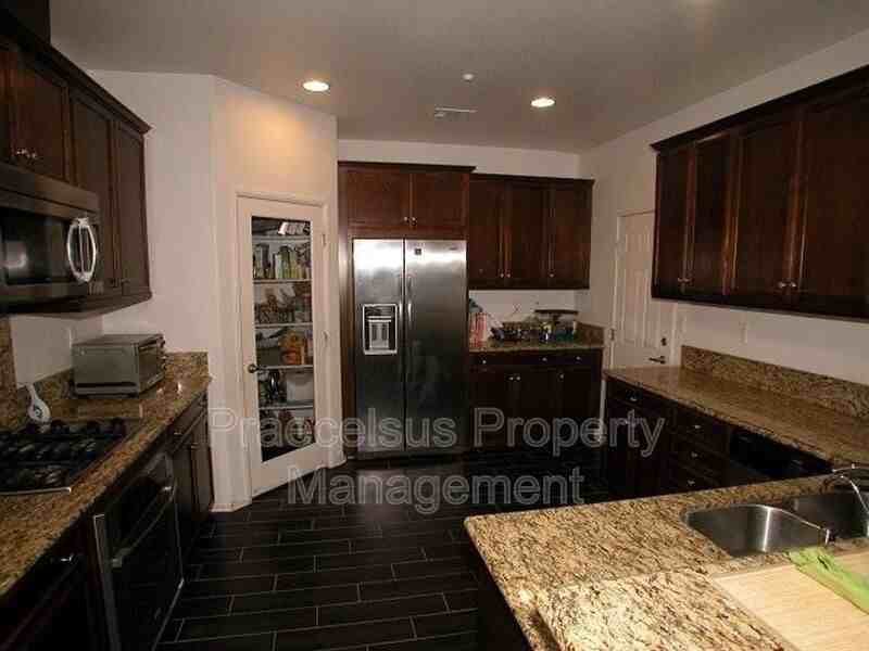 1724 Rolling Water Dr #4 - Photo 4 of 17