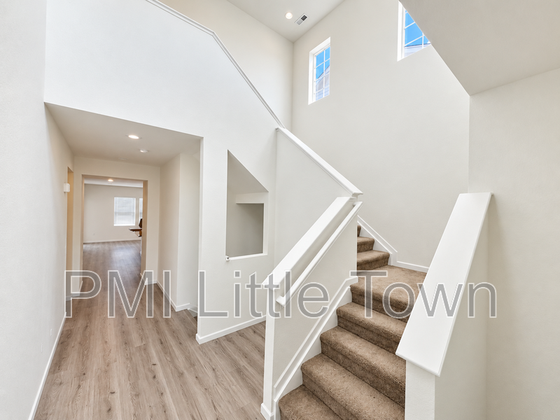 132 N Patsburg St - Photo 5 of 32