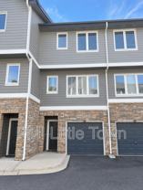 2943 W Riverwalk Cir #U - Photo 1 of 1