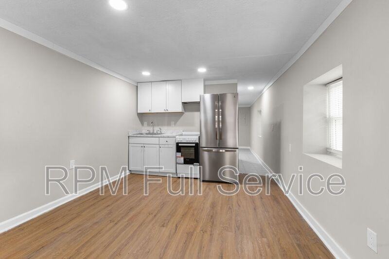 325 54th Ave N #AH