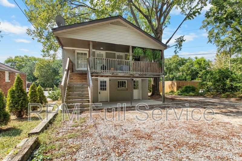 325 54th Ave N #AH - Photo 2 of 20