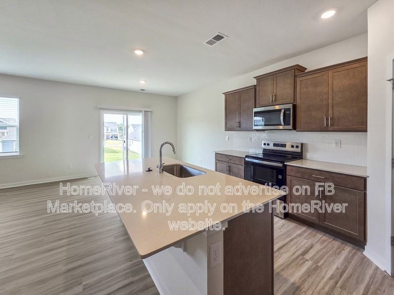 242 Colton Ct - Photo 6 of 25