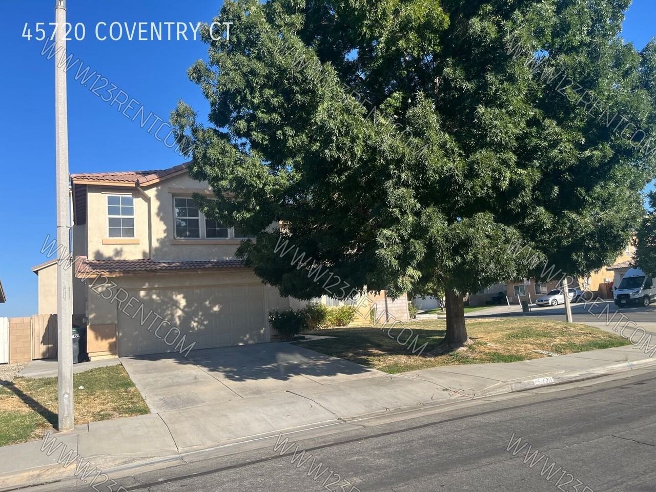 45720 Coventry Ct - Photo 2 of 42