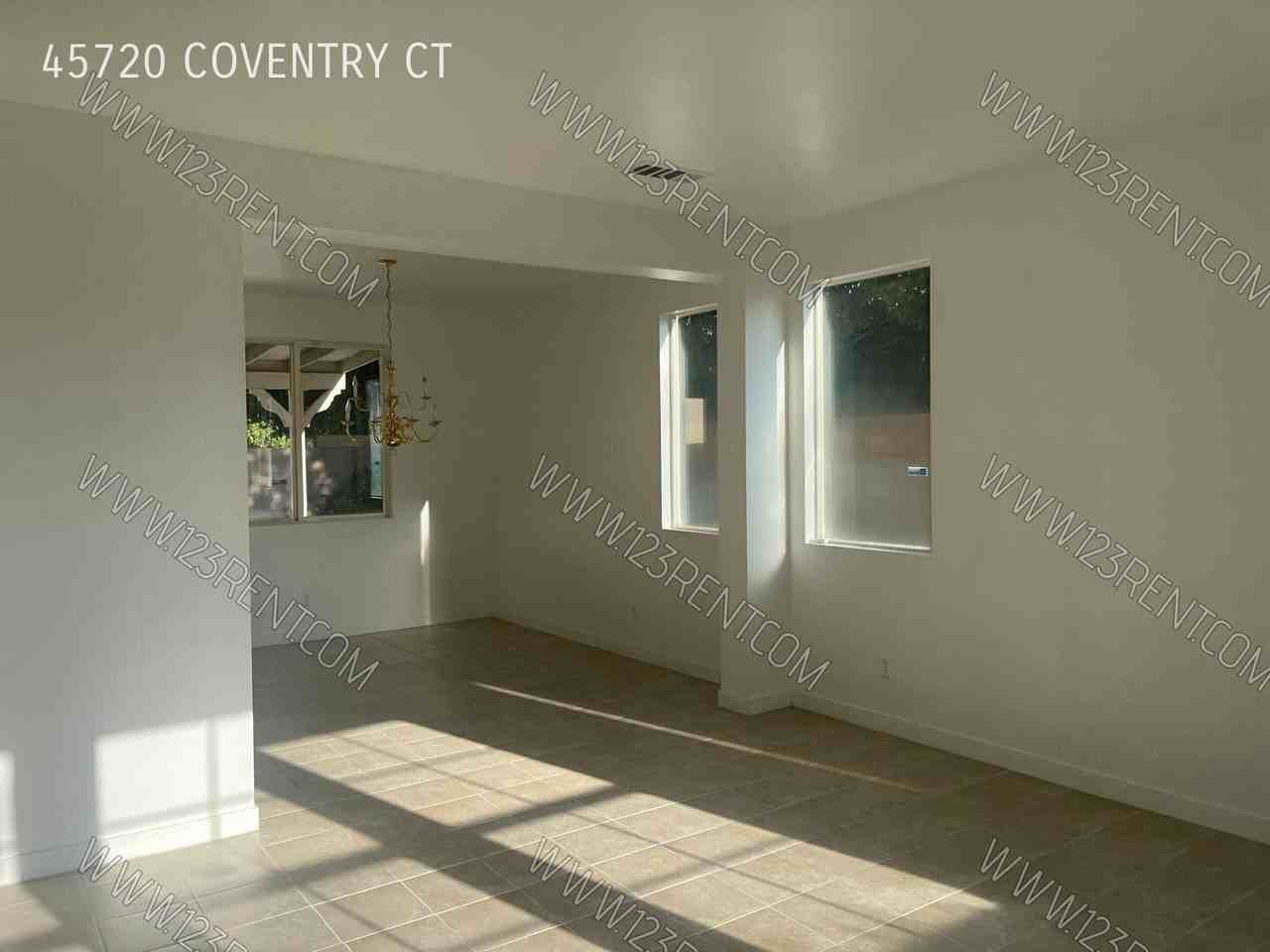 45720 Coventry Ct - Photo 4 of 42