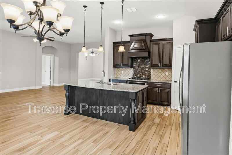 4320 Waterstone Rd - Photo 7 of 32