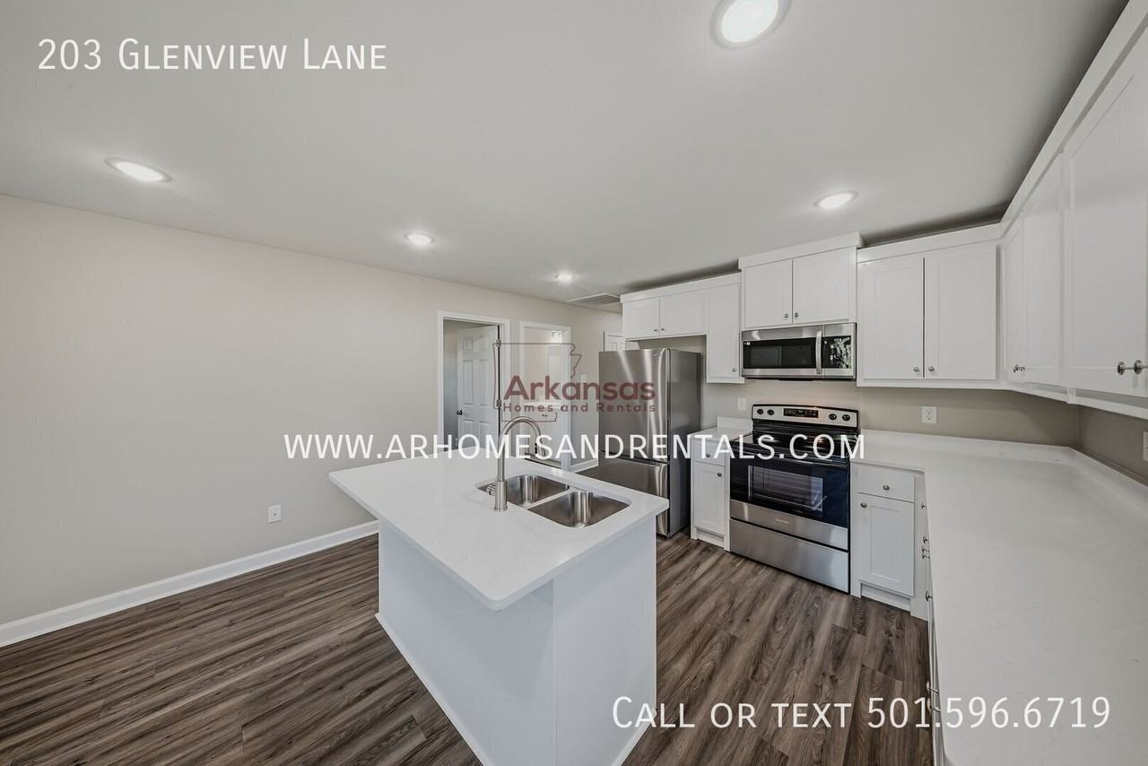 203 Glenview Ln - Photo 5 of 15