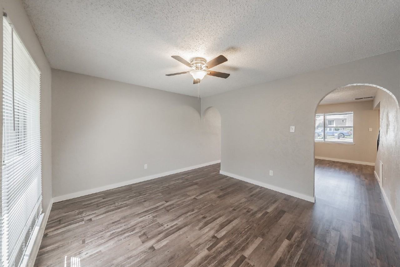 1774 Belshire Ct - Photo 7 of 26