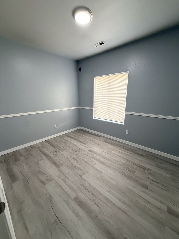 1305 197th Street East - Photo 6 of 17