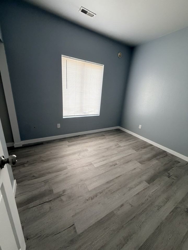 1305 197th Street East - Photo 7 of 17