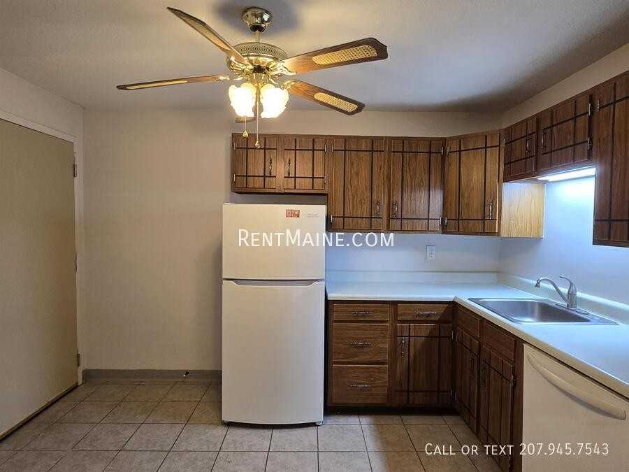10 Tall Pines Dr #24 - Photo 5 of 20