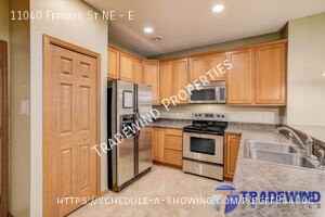 11040 Fergus St Ne #E - Photo 2 of 13