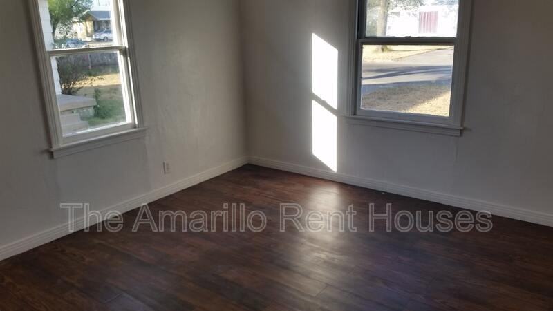 1715 S Highland St - Photo 5 of 7
