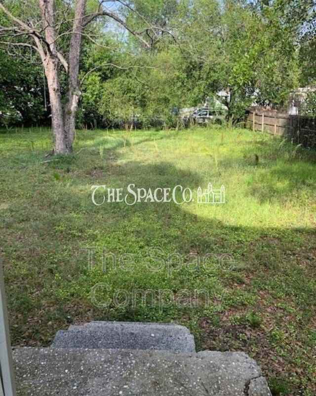 6926 Stall Rd - Photo 4 of 13