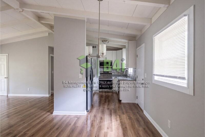 255 Robert E Lee Dr - Photo 6 of 17