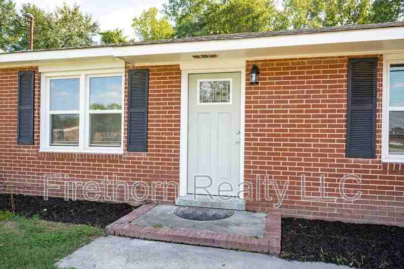 1946 Lumpkin Rd - Photo 3 of 26