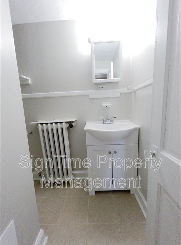 61 Broadway - Photo 6 of 8