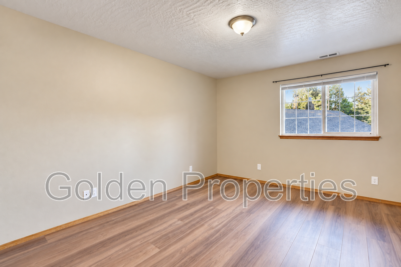 3401 N 4th St #B - Photo 6 of 13