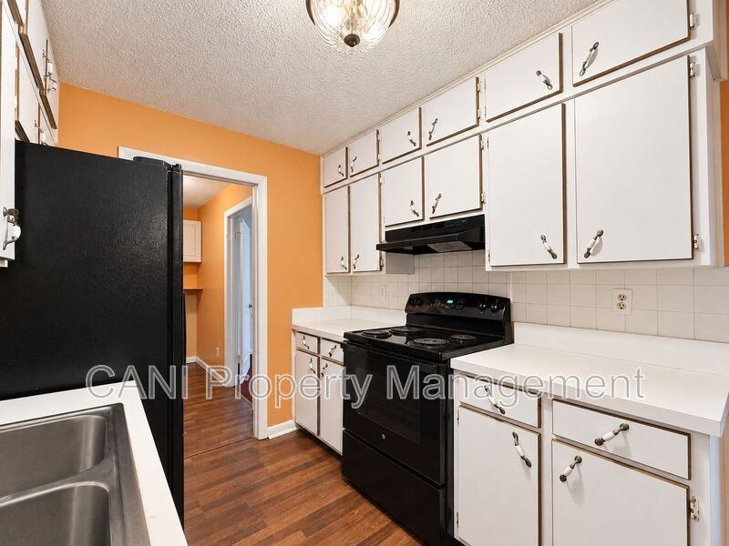 1003 W 9th St - Photo 7 of 30