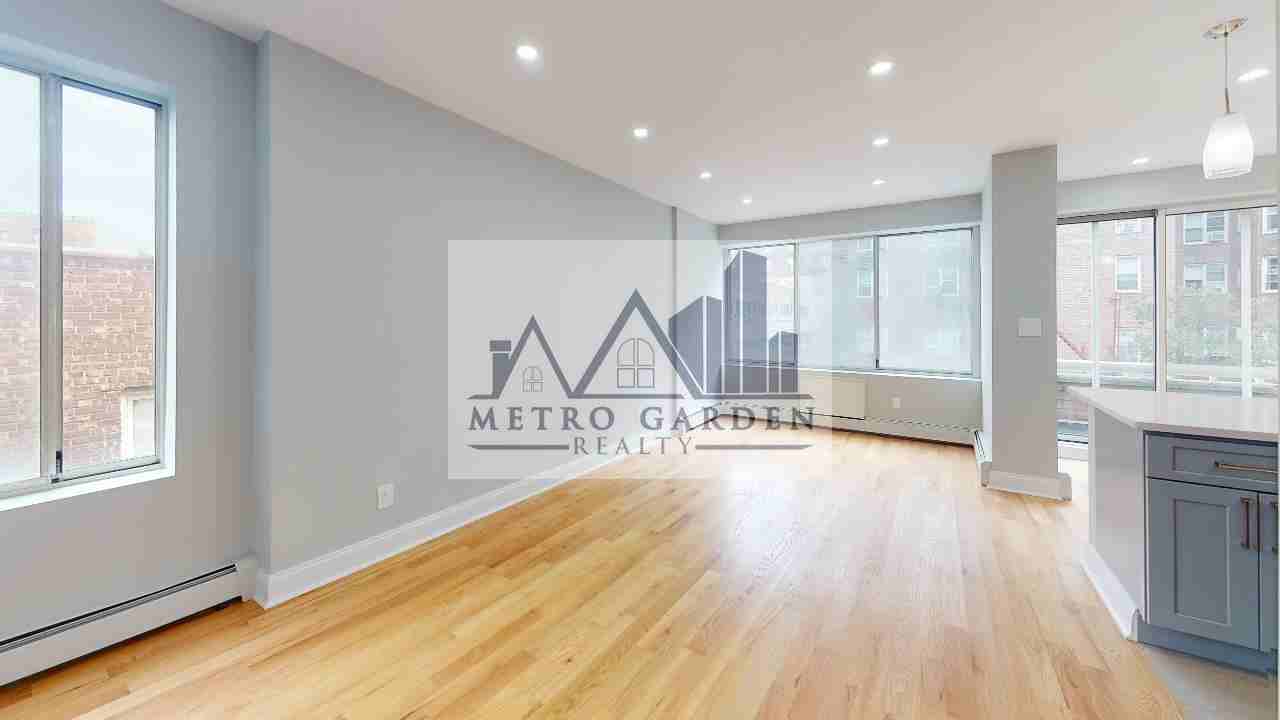 67-39 Clyde Street #C - Photo 4 of 41