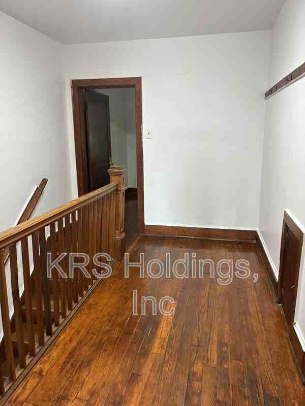 264 Luther King Jr Way - Photo 3 of 11