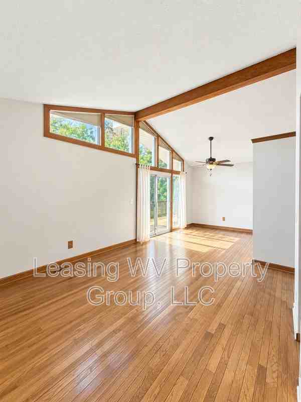 2213 Avinell Dr - Photo 2 of 12