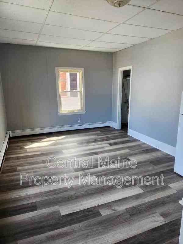 85 Pine St #4 - Photo 3 of 6