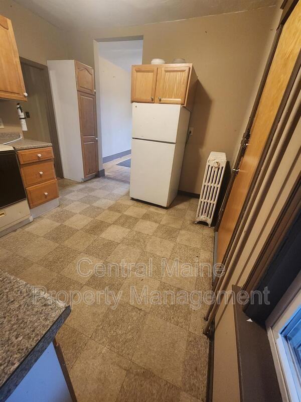 219 Pine St #219PINE2 - Photo 2 of 11
