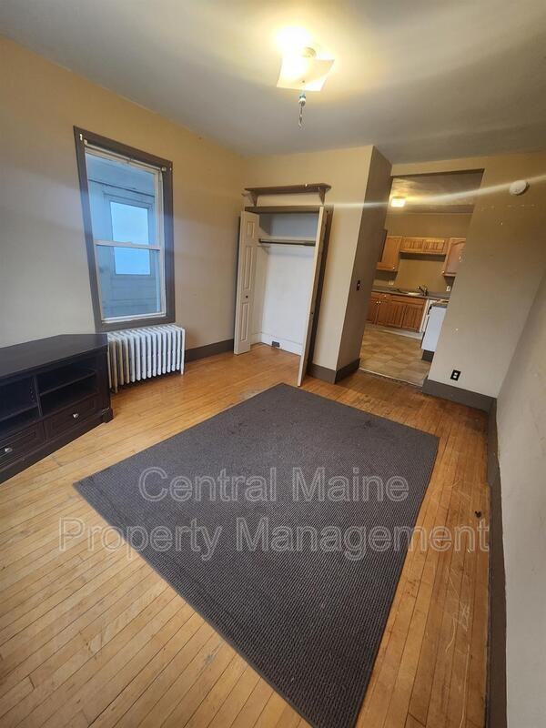219 Pine St #219PINE2 - Photo 5 of 11