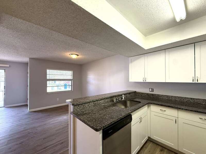 3202 Bloomingdale Villas Ct - Photo 7 of 50