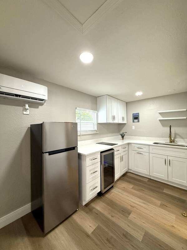 1704 E Elm Rd - Photo 7 of 39