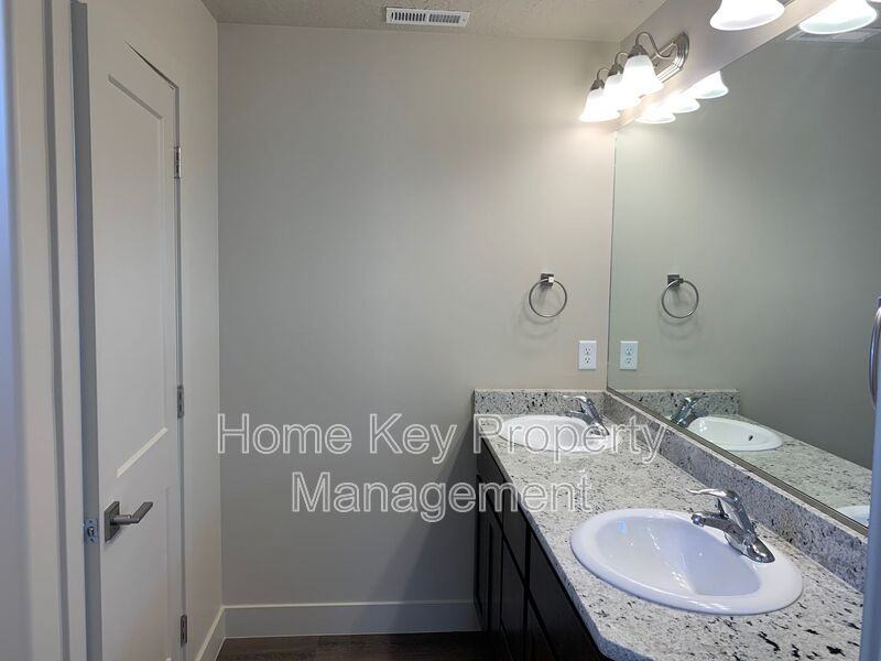 2675 Eastnorth #21 - Photo 7 of 17
