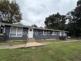 featured image of 1129 N Jackson St Apt B #Apt B