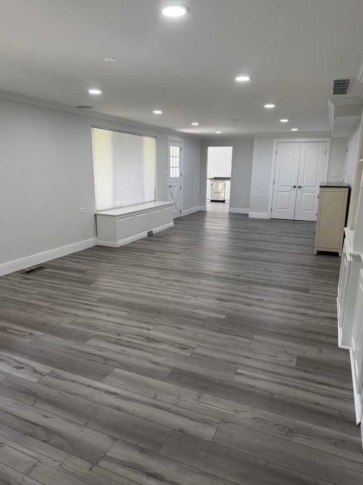 3189 Cherokee Ln - Photo 3 of 19