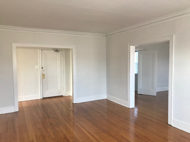 534 Hinman Ave #E2 - Photo 3 of 16