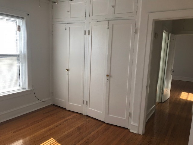 534 Hinman Ave #E2 - Photo 5 of 16