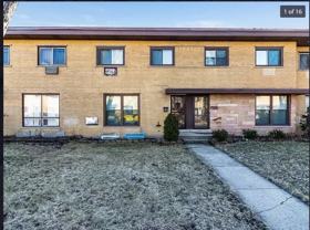 615 Maple Ct - Photo 1 of 1