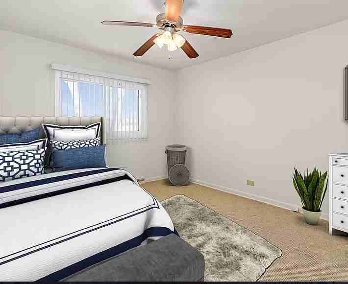 615 Maple Ct - Photo 7 of 12