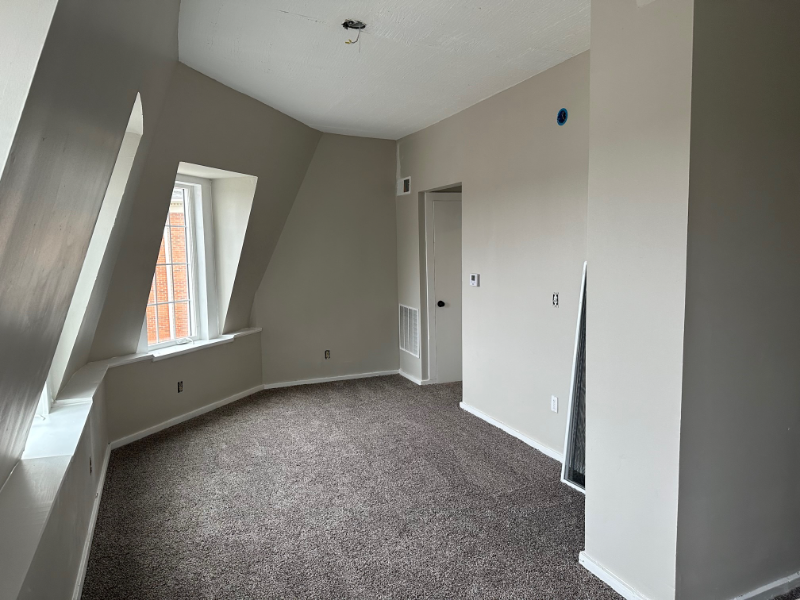 801 Central Ave - Photo 3 of 10