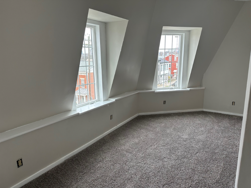 801 Central Ave - Photo 4 of 10