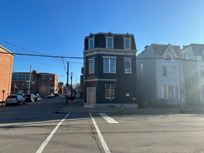 801 Central Ave - Photo 7 of 10