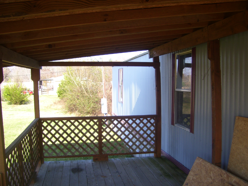 492 Arnold Rd - Photo 2 of 14