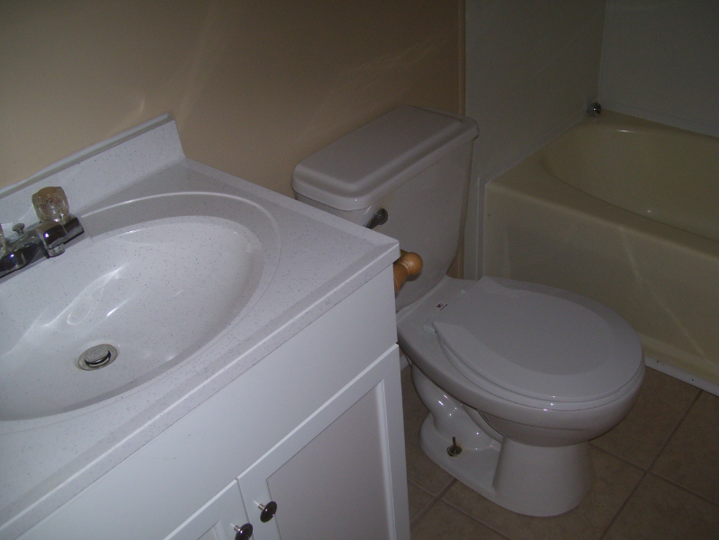 492 Arnold Rd - Photo 3 of 14