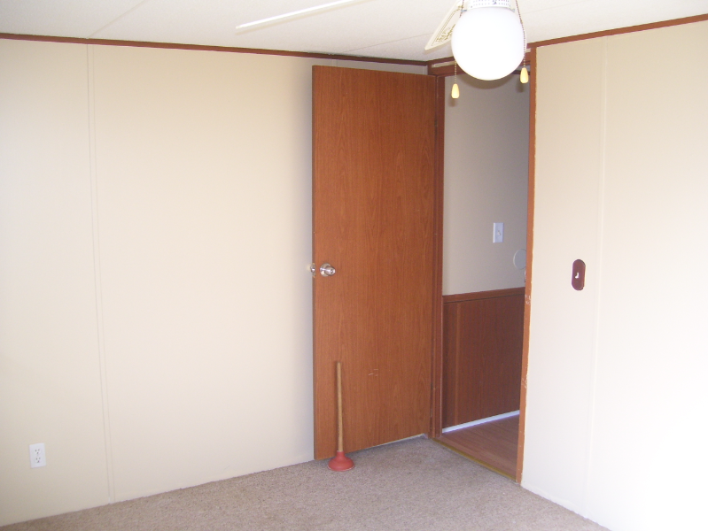 492 Arnold Rd - Photo 7 of 14
