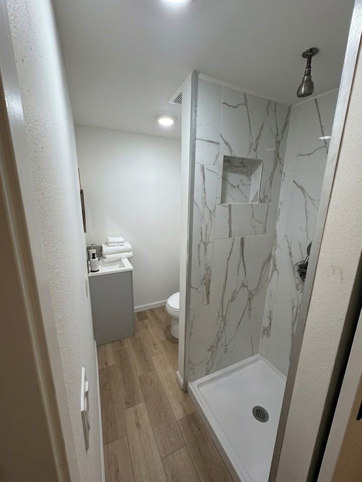 3844 Teak St - Photo 5 of 5