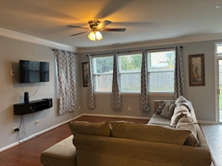 120 Milpass Dr - Photo 6 of 21
