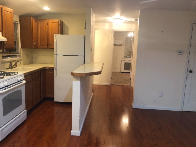 76 Cornwell Ave #2 - Photo 4 of 9