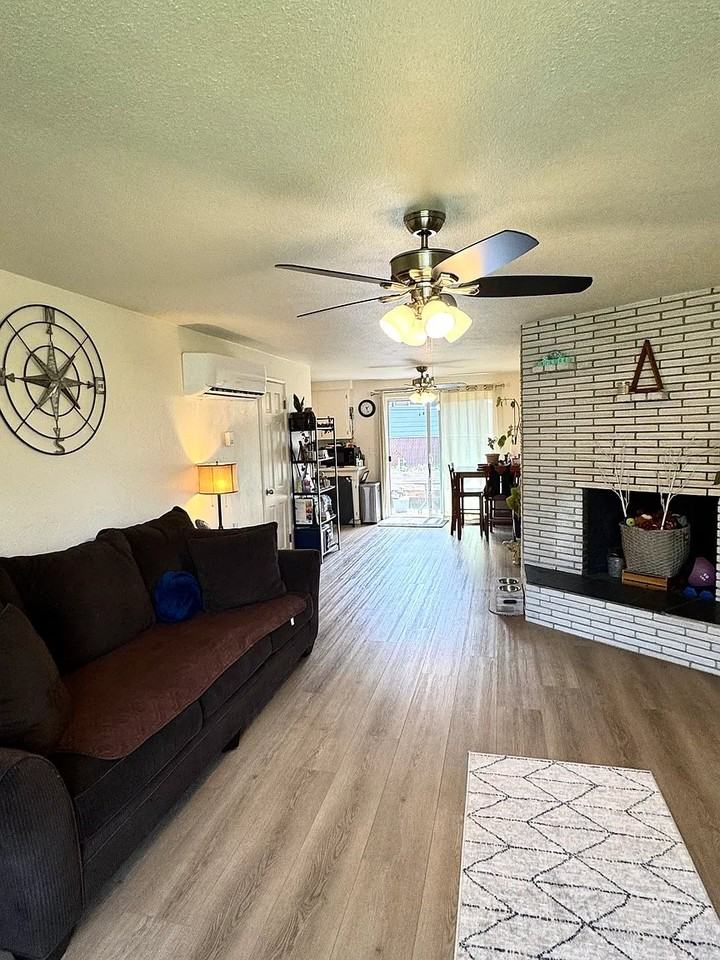 24 Howard Ave - Photo 6 of 16