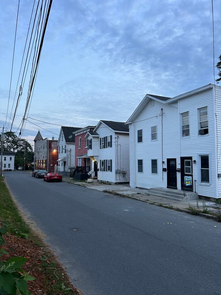 13 John St #1