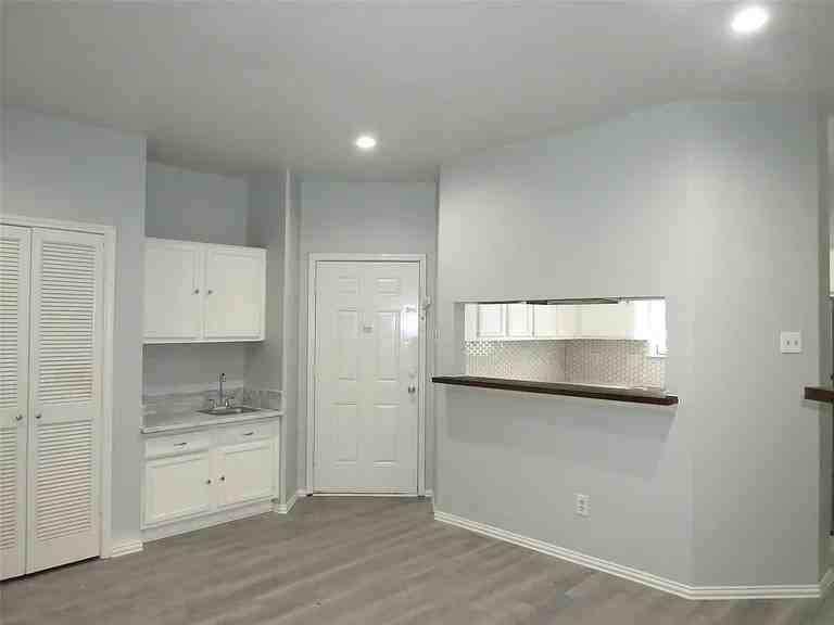 4715 N Galloway Ave #104 - Photo 3 of 12