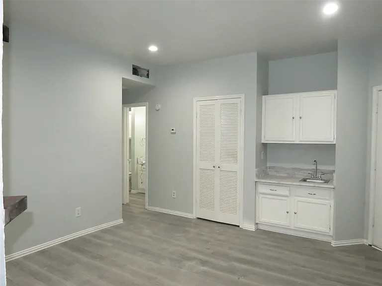 4715 N Galloway Ave #104 - Photo 6 of 12